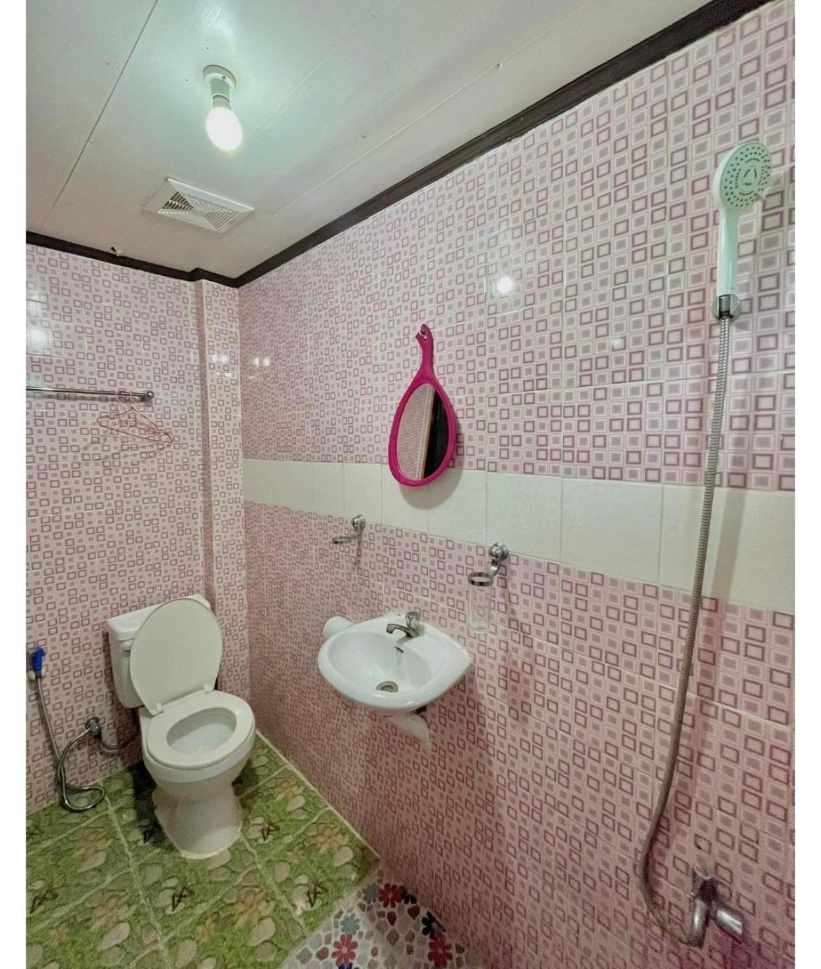 Precious Homestay-Family Room Burgos  Zewnętrze zdjęcie